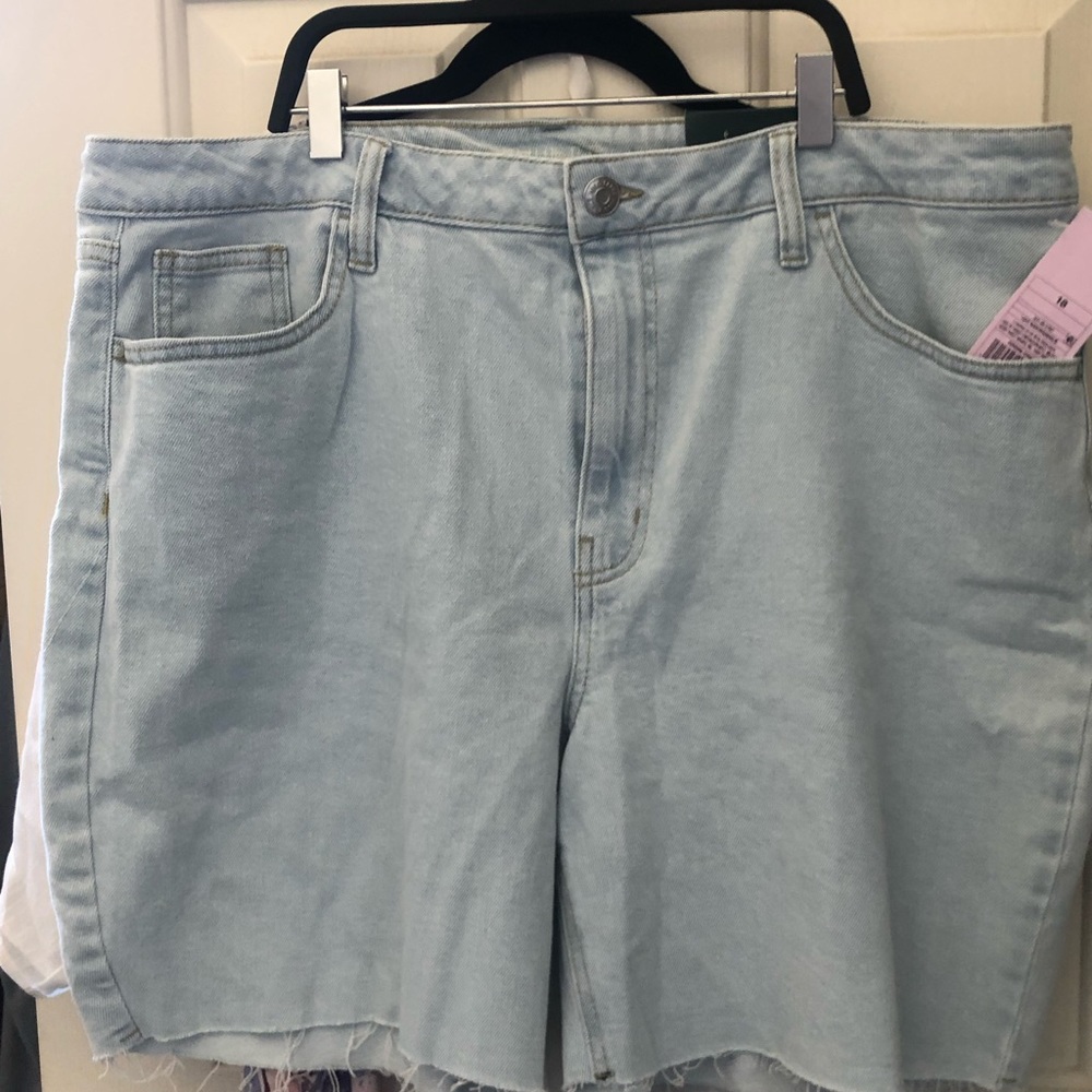 Shorts size 18 Wild Fable